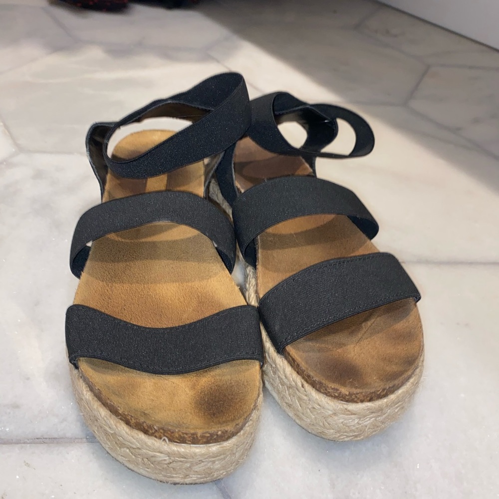 Steve Madden platform sandals